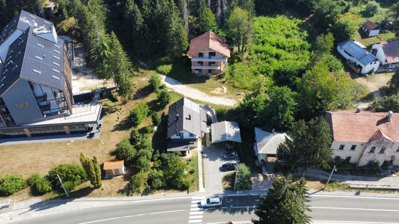 Apartment Bobic Licko Petrovo Selo 외부 사진